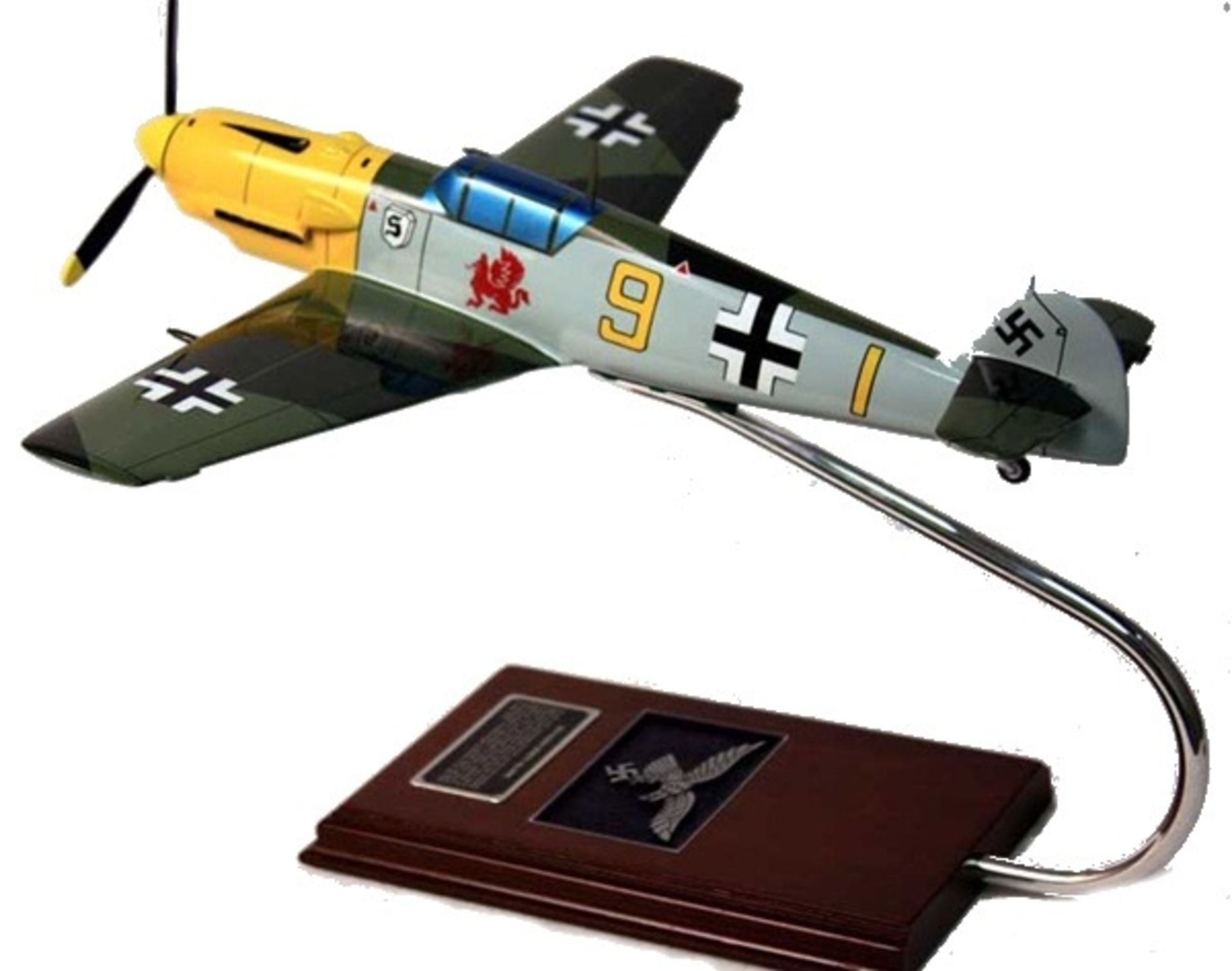 Messerscmitt ME 109E Wooden Scale Desk Model