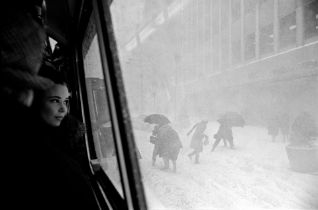 Erich Hartmann "Snowstorm, New York City, 1967