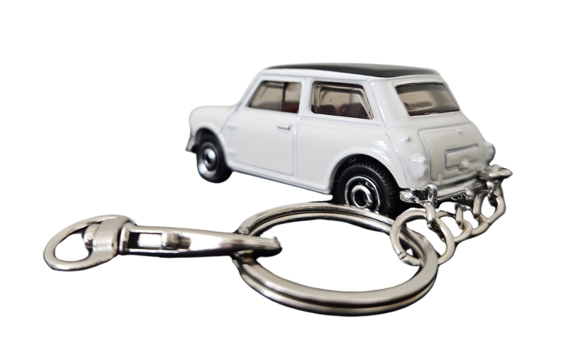 Mini Cooper Keychain - Image 5 of 5