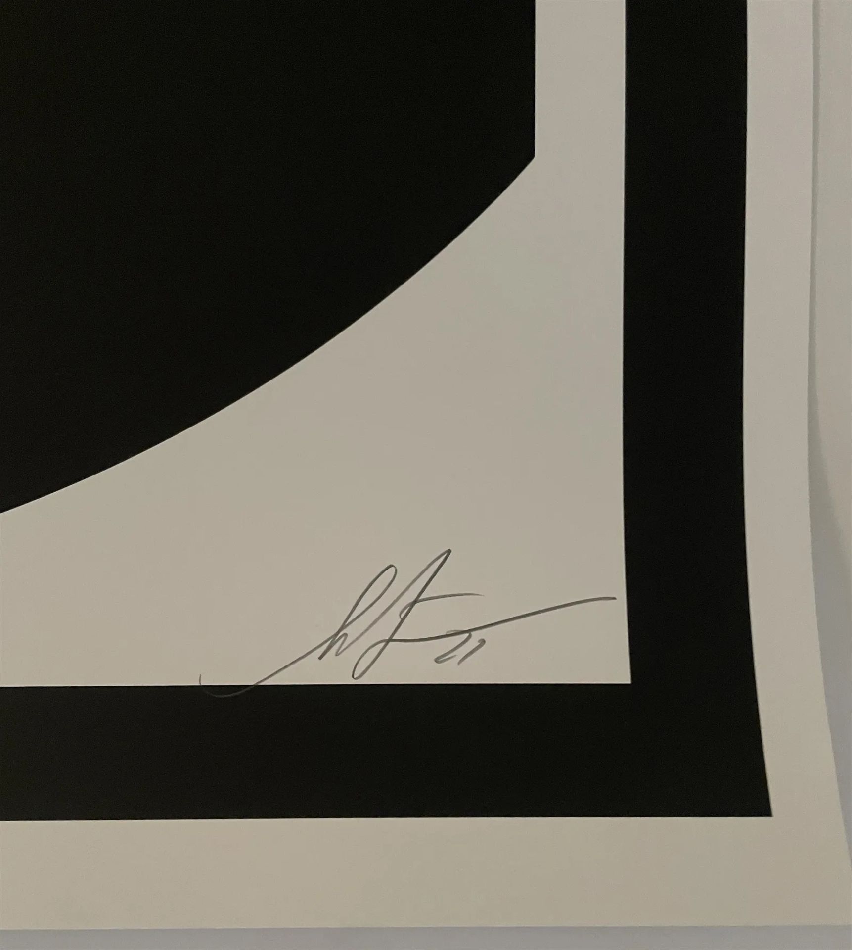 Shepard Fairey Signed "White Face" Offset Lithograph - Bild 2 aus 3