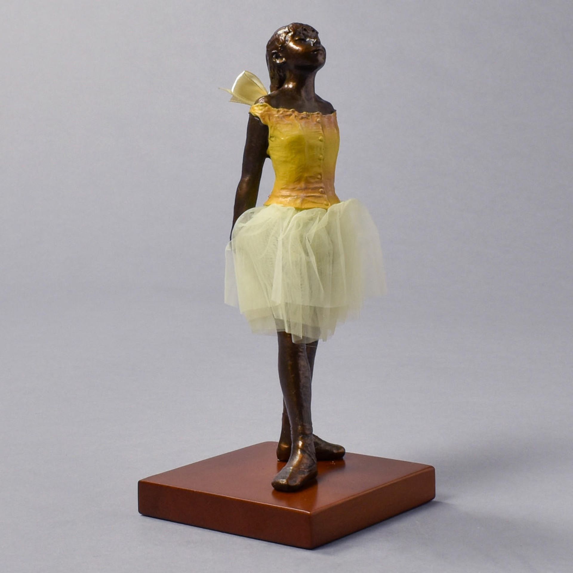 Edgar Degas "Little Dancer, 14" Sculpture - Bild 4 aus 4
