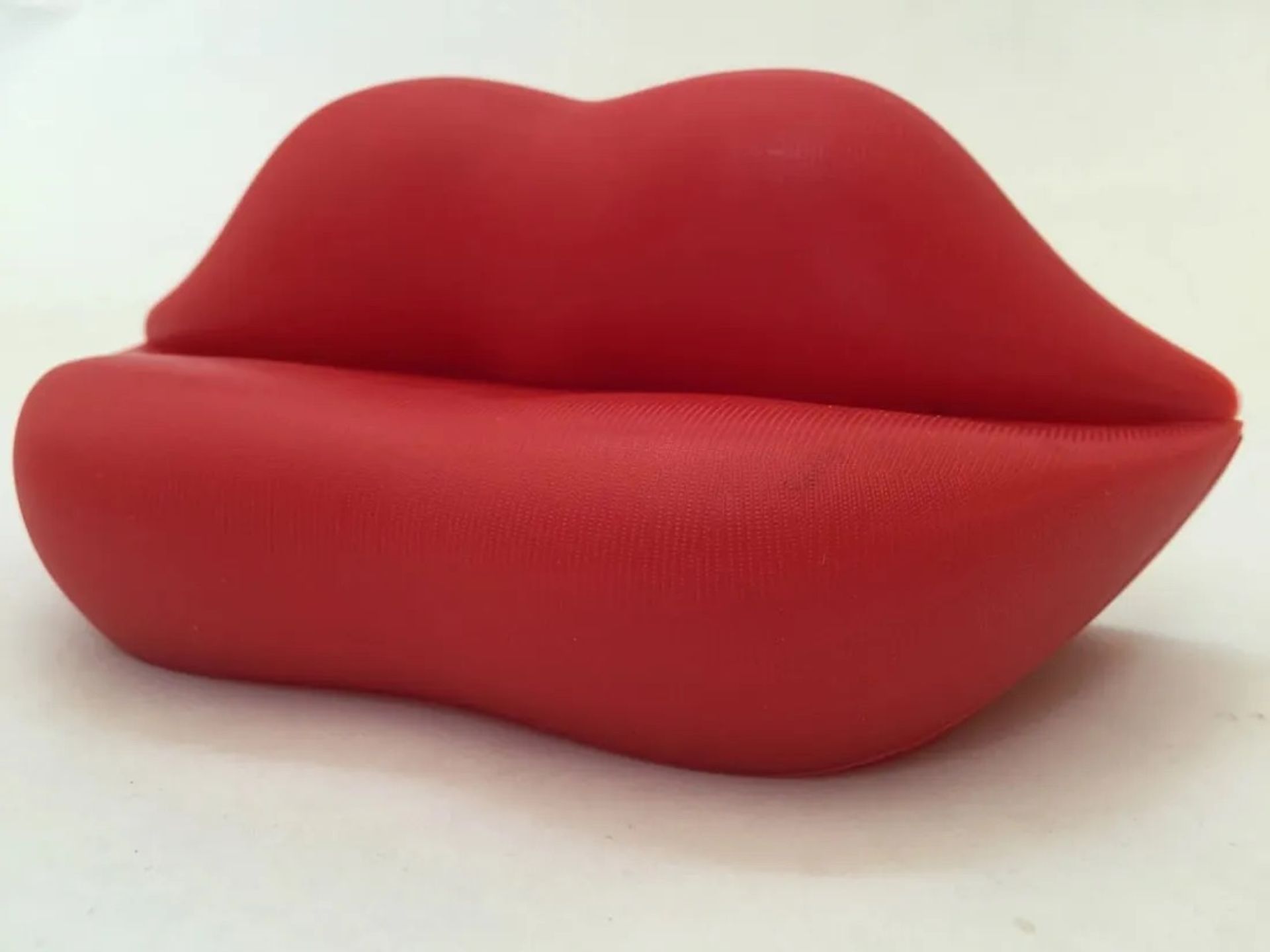 Salvador Dali "Lips" Sofa Desk Dsiplay