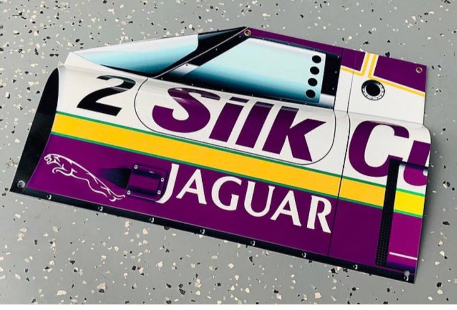 Jaguar XJR9 Wall Display - Image 5 of 5
