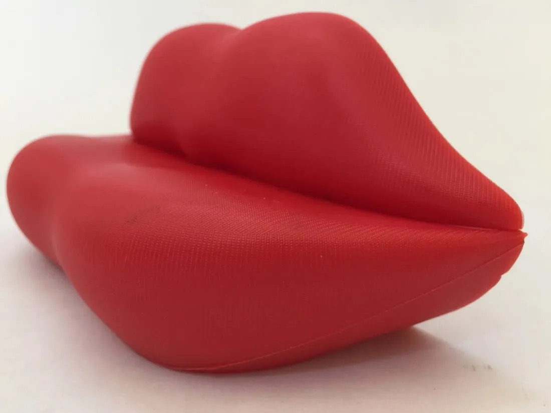 Salvador Dali "Lips" Sofa Desk Dsiplay - Image 2 of 4
