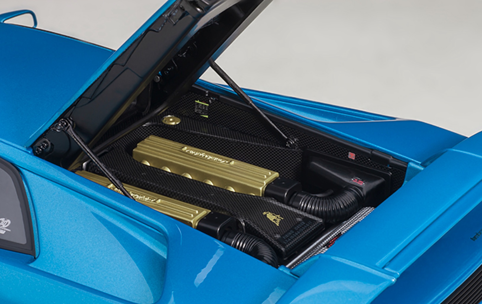 Lamborghini Diablo SE30 Scale Model - Image 2 of 7