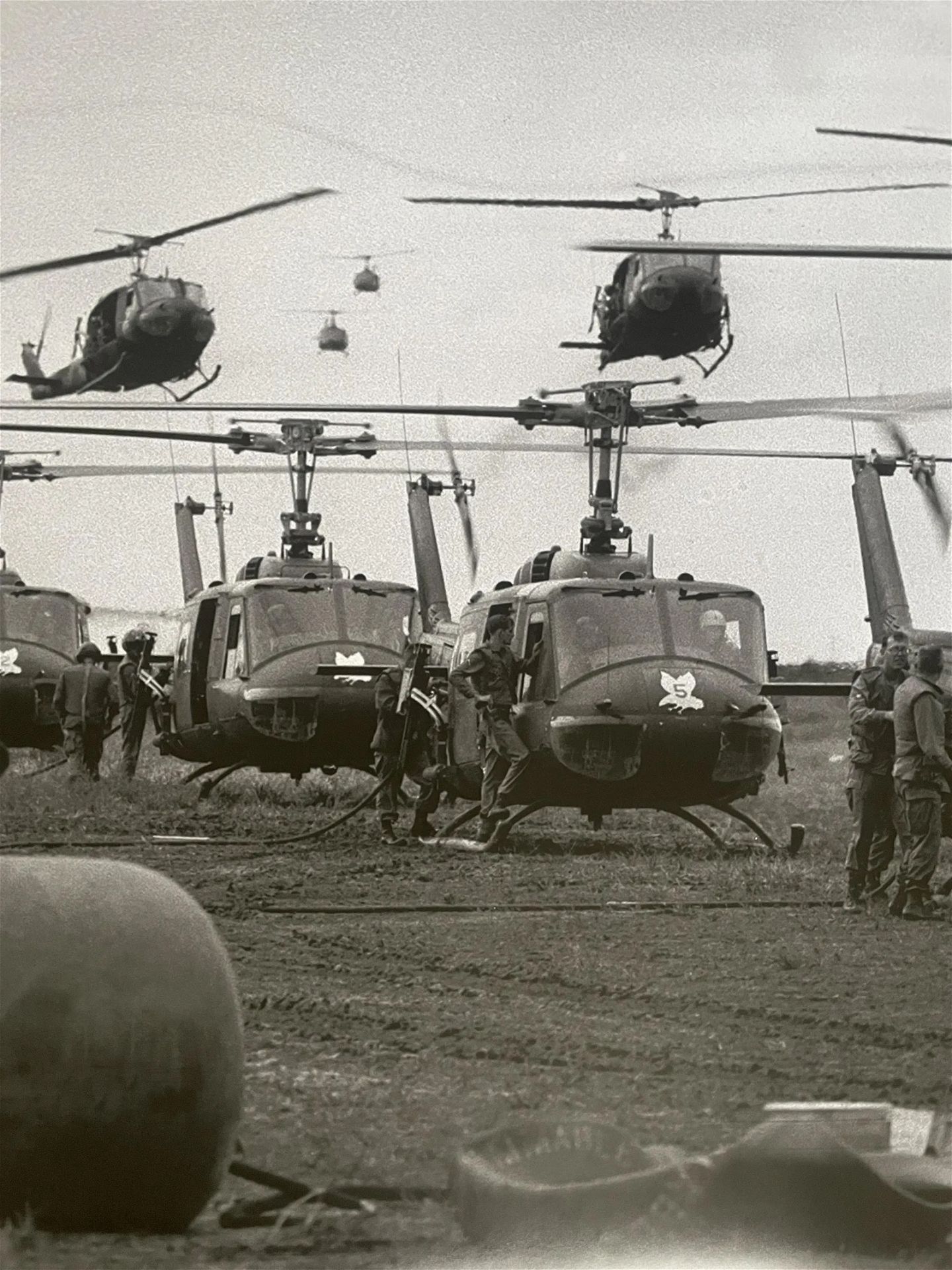 Vietnam War "Huey Deployment" Print - Bild 3 aus 5