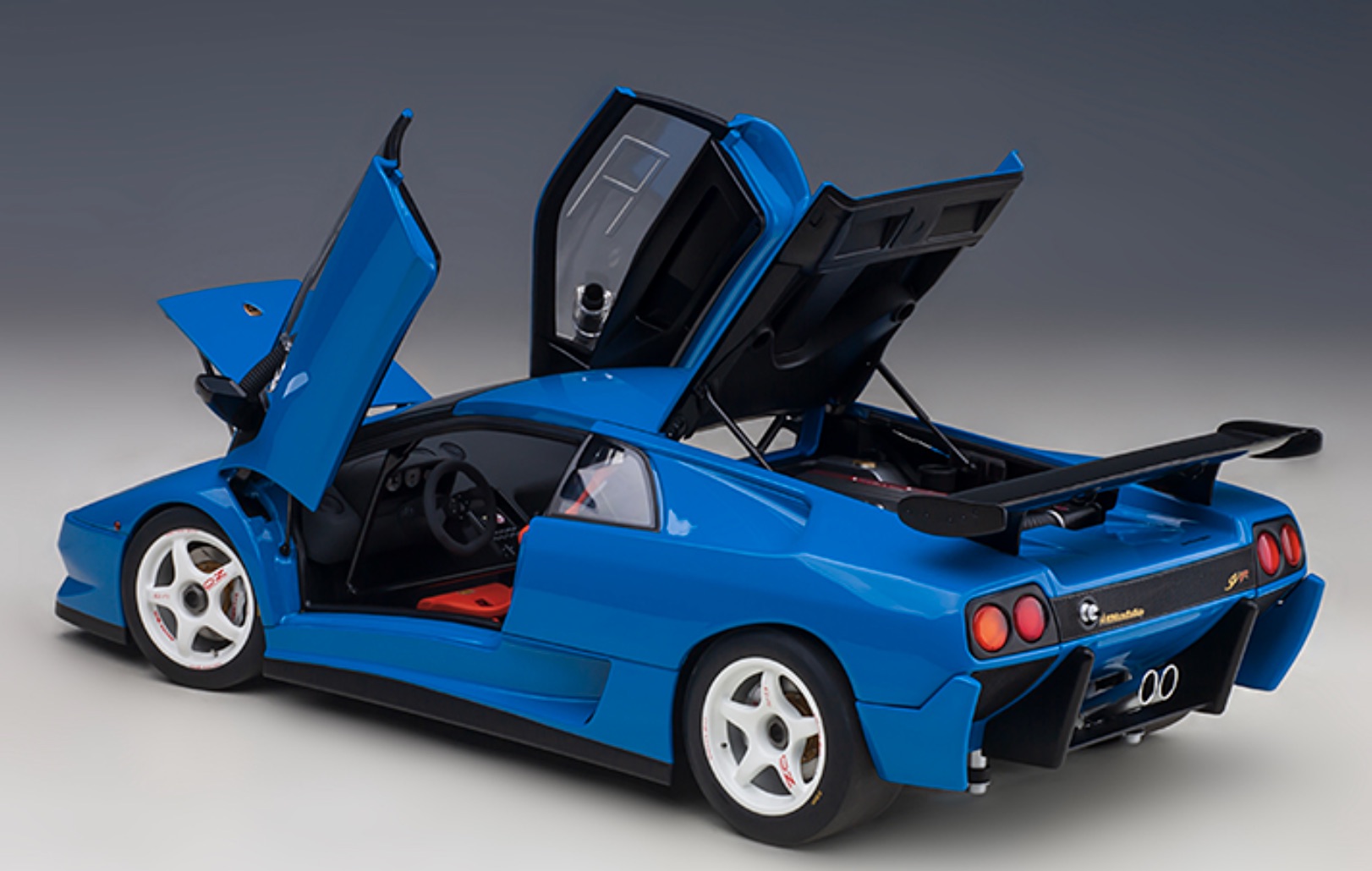 Lamborghini Diablo SVR Scale Model - Image 4 of 6