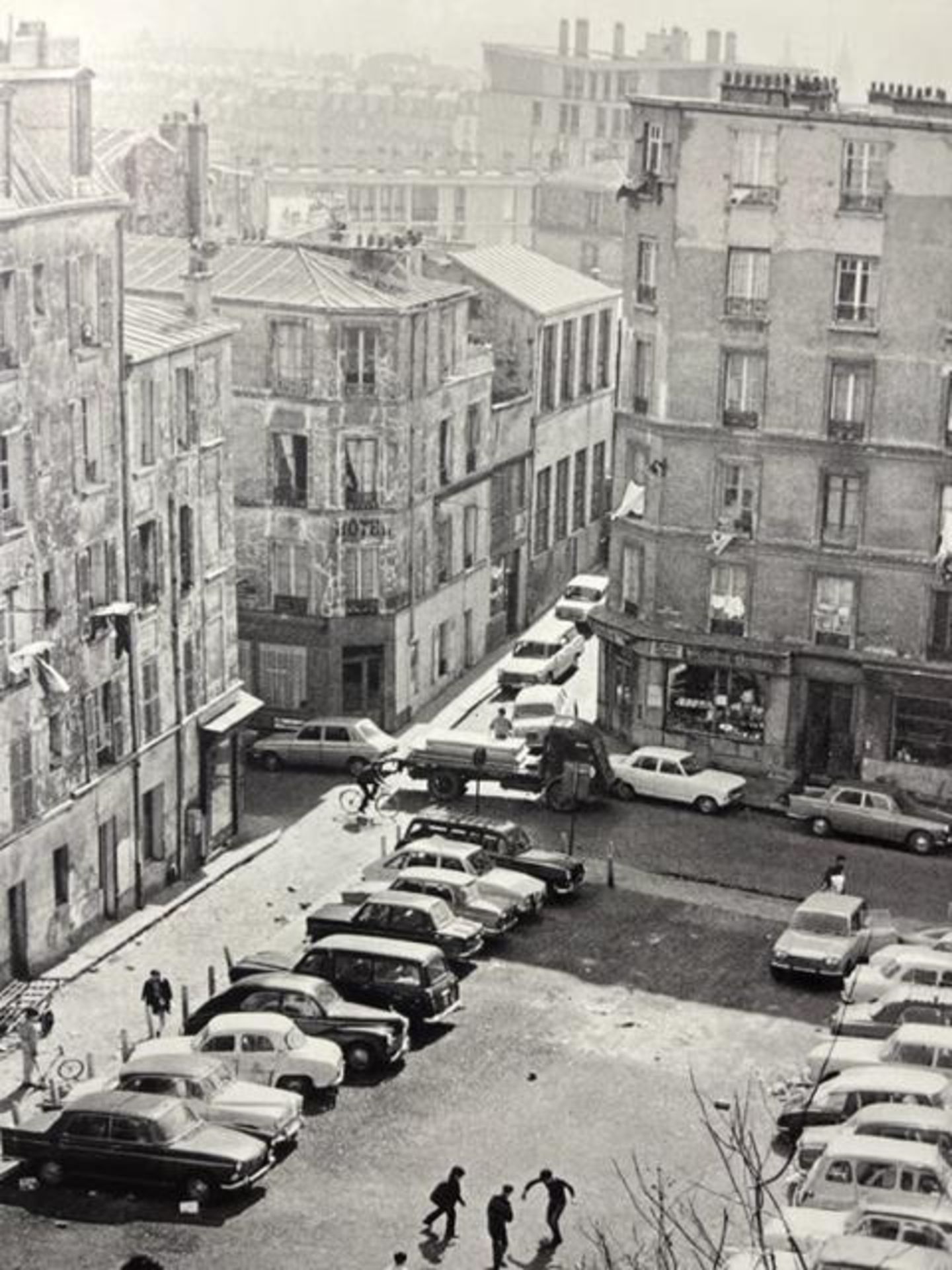 Henri Cartier-Bresson "Untitled" Print. - Bild 2 aus 6