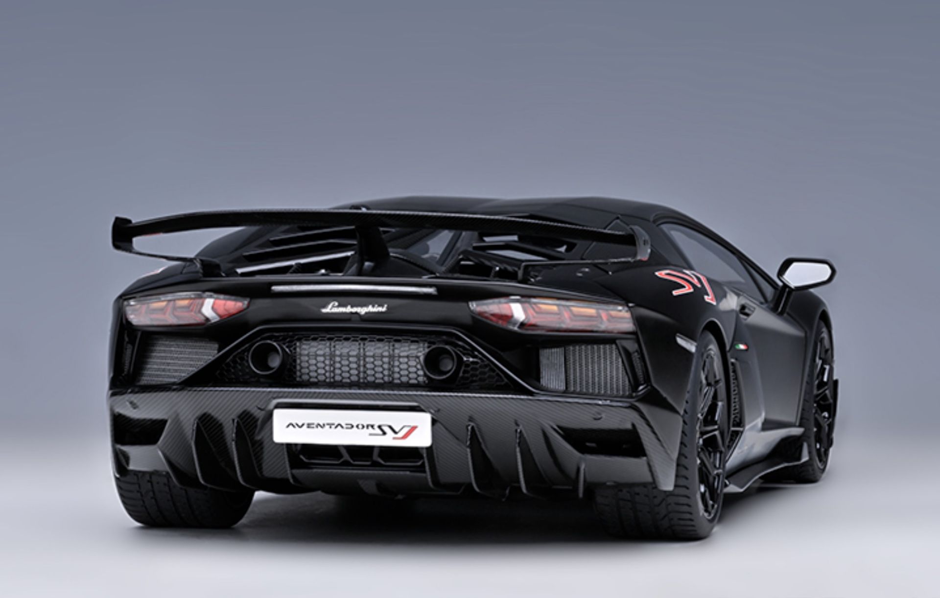 Lamborghini Aventador SVJ Scale Model - Bild 5 aus 6