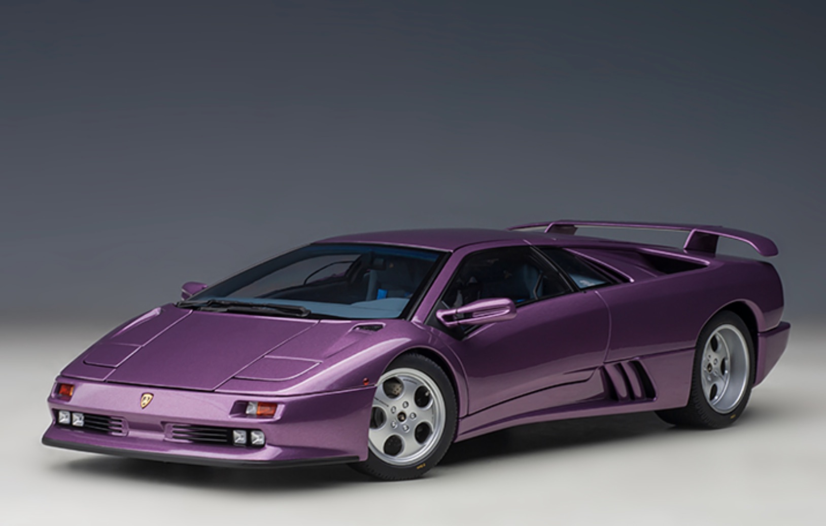 Lamborghini Diablo SE30 Scale Model