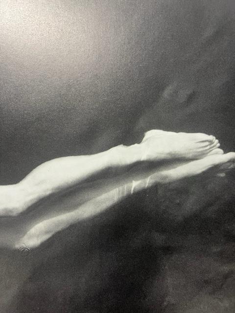 Annie Leibovitz "Untitled" Print. - Image 5 of 6