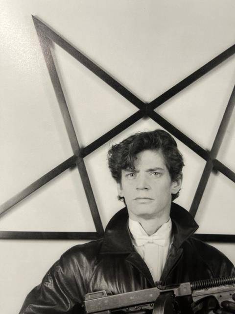 Robert Mapplethorpe "Self Portrait (With Gun and Star)" Print. - Bild 3 aus 6