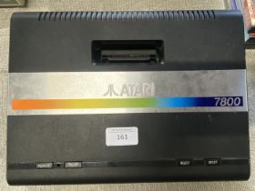 A Atari 7800 console (untested, no power leads)