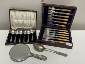 A job lot of assorted flatware