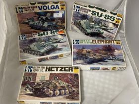Five Fujimi assorted model kits (unchecked)