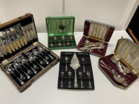A selection of vintage cased cutlery