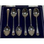 A cased set of six hallmarked silver teaspoons