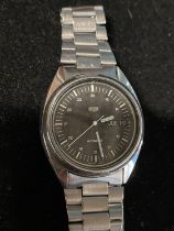 A vintage Seiko 5 sports automatic wrist watch in working order