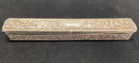 A hallmarked for Chester 1905 hatpin box by G Lowe 127g