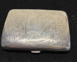 A hallmarked for Birmingham 1903 silver cigarette case with gilt interior, maker W.G.K, 80g