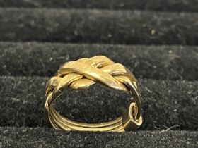 A hallmarked 9ct gold ring, 5.8g
