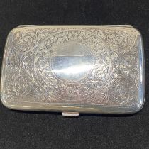 A solid silver cigar case hallmarked for Birmingham 1908 by G Loveridge 156g