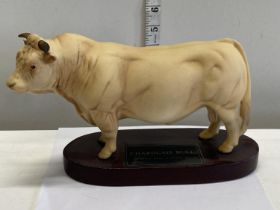 A smaller Beswick Charolais bull figurine