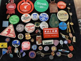 A job lot of vintage Trade Union related badges etc