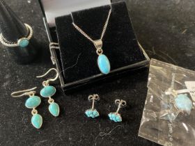 A selection of 925 silver jewellery