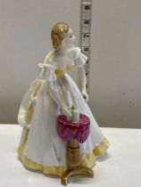 A Royal Doulton lady figurine HN3905 (2nd quality)