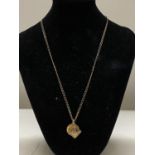 A 9ct gold necklace and pendants 9.68g
