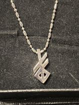 A 925 silver chain and pendant