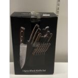 A boxed 15 piece knife set (unchecked)