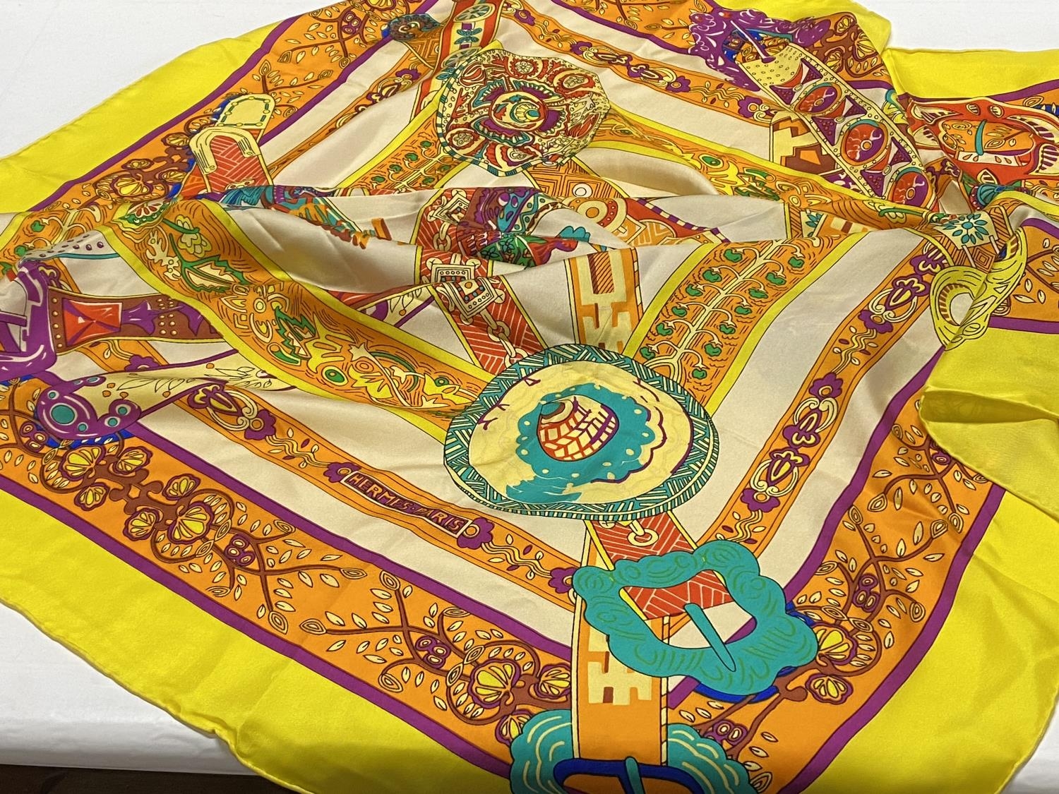 A ladies Hermes scarf 130x130cm (unauthenticated)