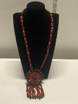 A 1970's style statement piece necklace