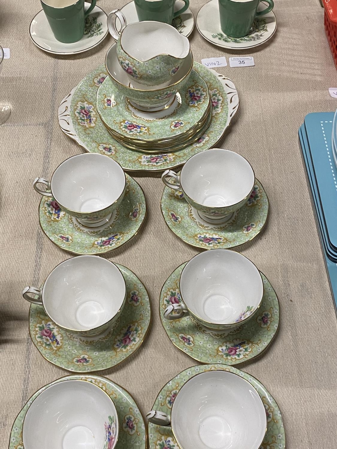 A Queen Anne Gainsborough pattern tea service, approx 21 pieces