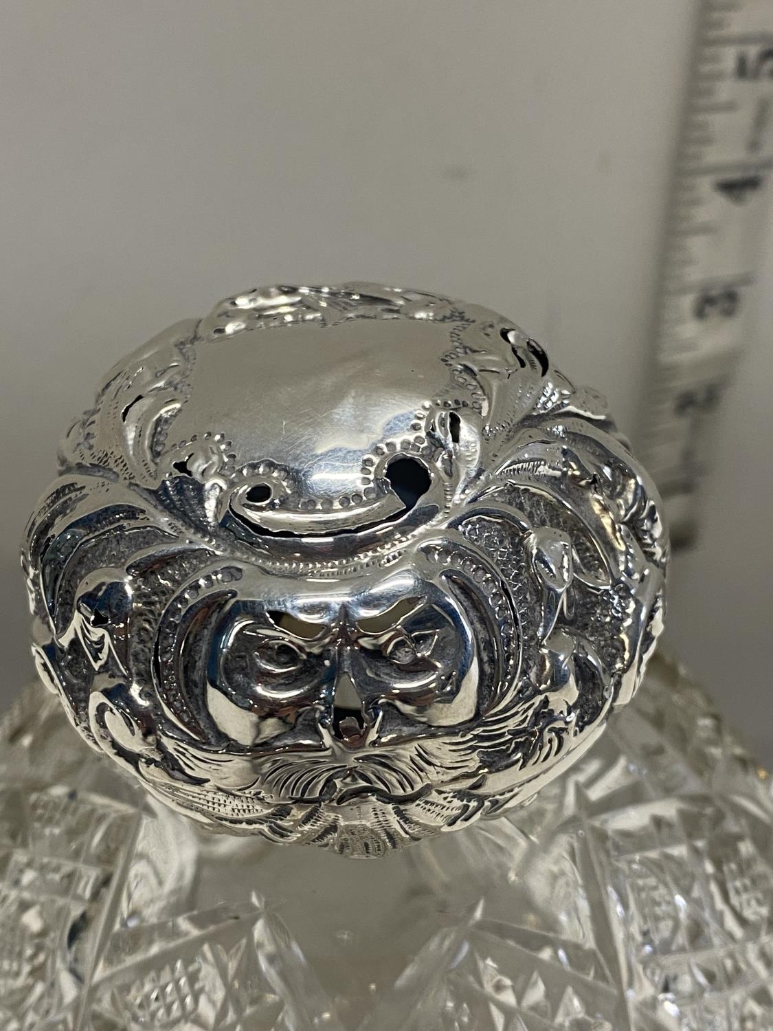 A vintage hob nail cut and hallmarked silver topped scent bottle (missing stopper, damage to silver) - Image 2 of 2