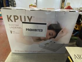 A boxed king-size under blanket (untested)