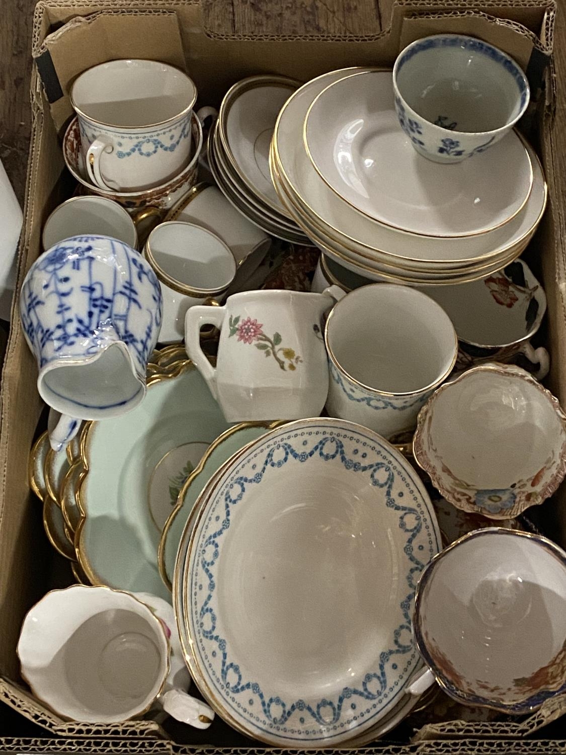 A job lot of assorted ceramics, shipping unavailable