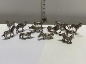 A large quantity of Royal Hampshire metal animal figures