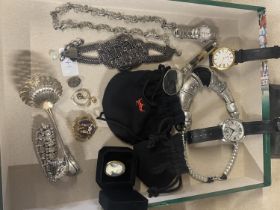 A selection of assorted costume jewellery & other items