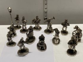 A large quantity of Royal Hampshire metal figures