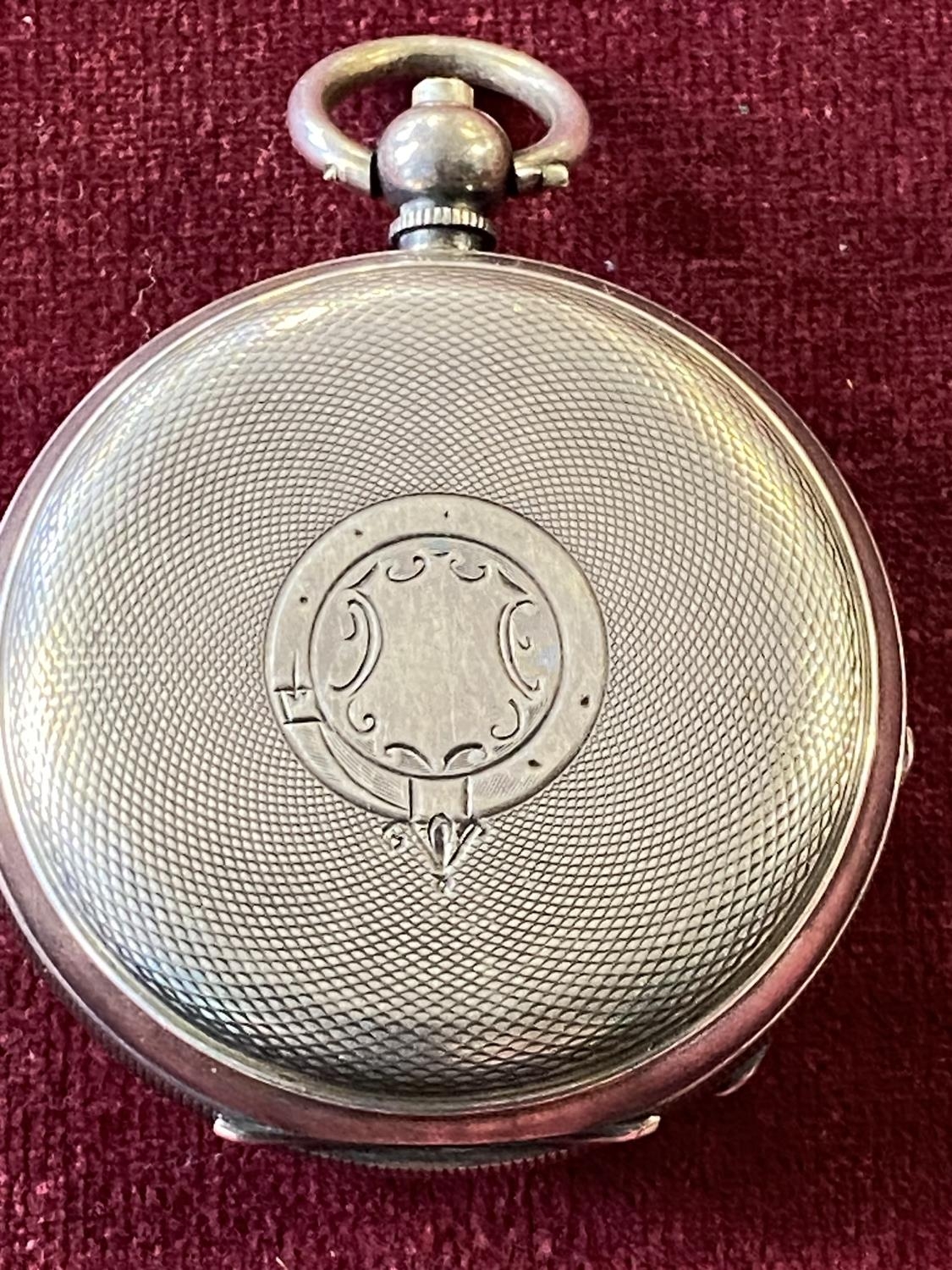 A hallmarked silver pocket watch with key retailed by Harris Stone of Leeds (not running) - Bild 3 aus 4