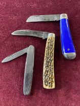 Three vintage pen knives