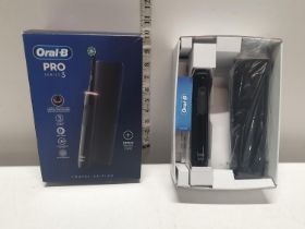 A boxed as new Oral B electric toothbrush (untested)