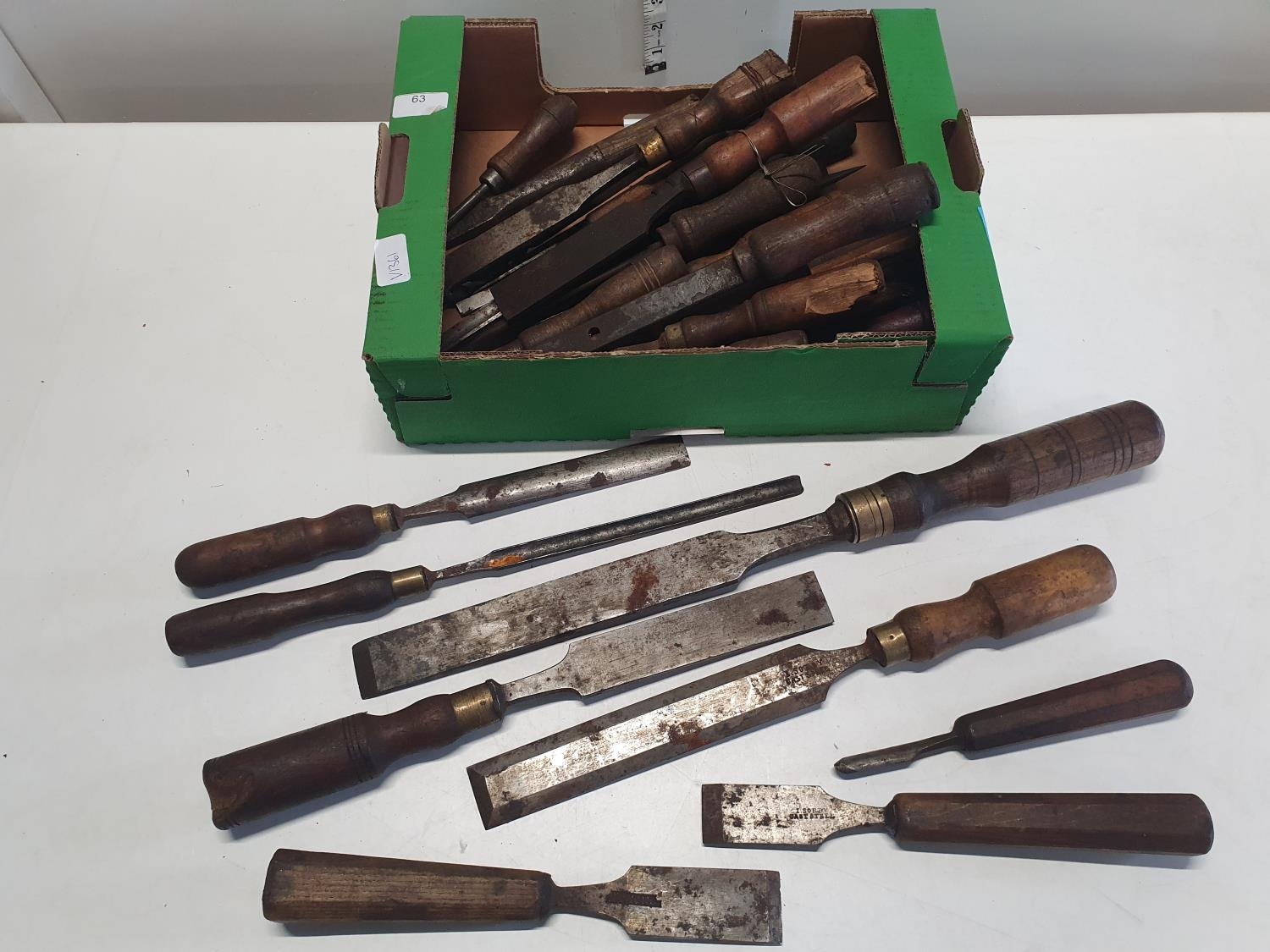 A job lot of wood chisels and other. Shipping unavailable