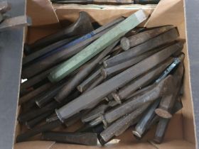 A job lot of cold chisels. Shipping unavailable