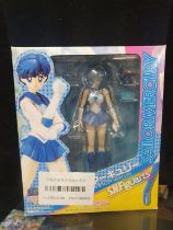 A boxed S.H.figuarts Sailor Mercury figure. (unchecked)