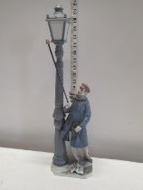 Lladro lamp lighter figurine