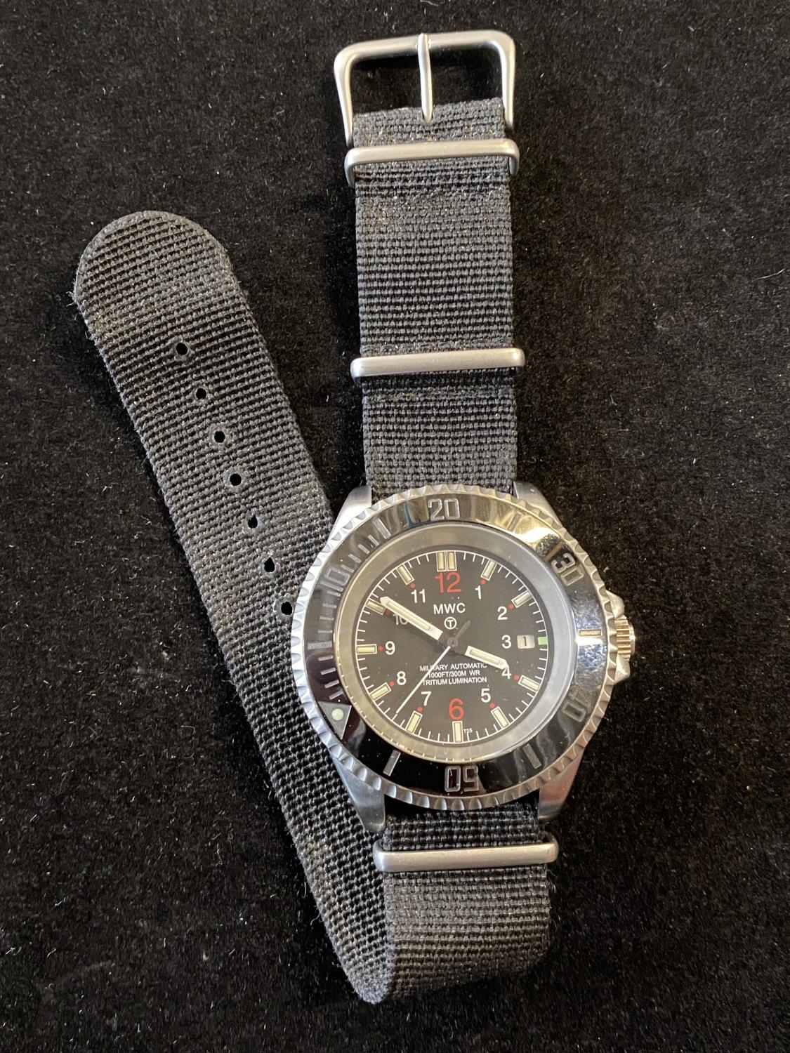 A gents MWC Military Automatic divers wristwatch ticking at time of cataloguing